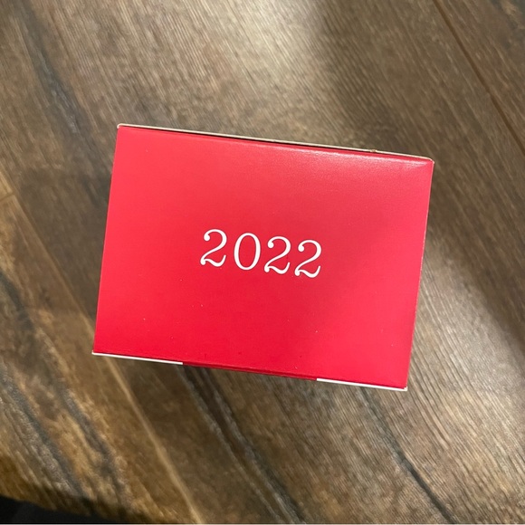 Hallmark Keepsake Ornament - Trolls Friendship Rocks 2022 - Picture 2 of 4